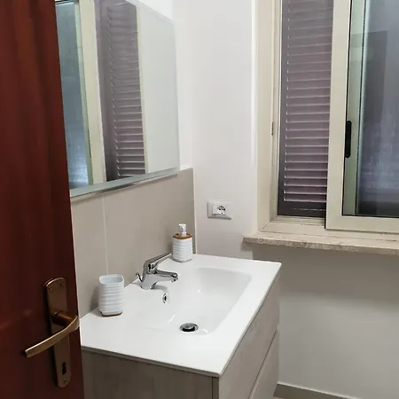 Ad Un Passo Casa דירה