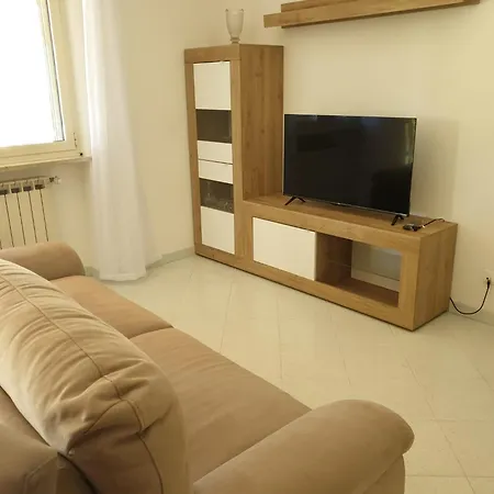 Ad Un Passo Casa ספרלונגה